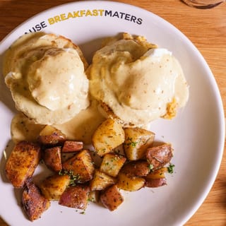 CRABCAKE BENEDICT